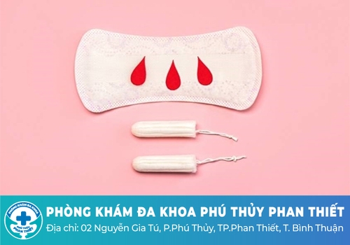 Tại sao có thai lại ra máu báo?